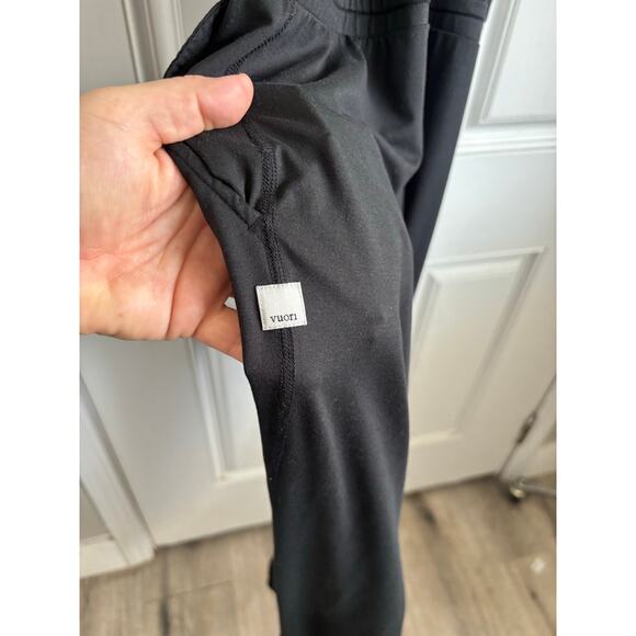 NWOT Vuori Lux jumpsuit in black size medium - Picture 9 of 9